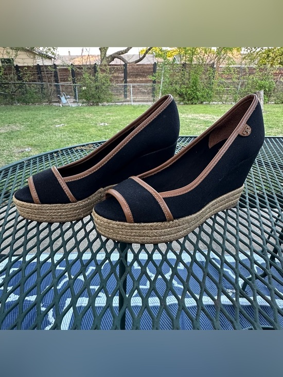 Tory Burch Black and Tan Espadrille Wedge Peep-Toe Size 7 - Picture 2 of 9